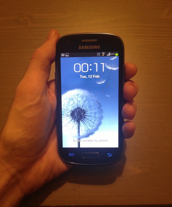 Samsung-Galaxy-S3-Mini-Front-locked-2